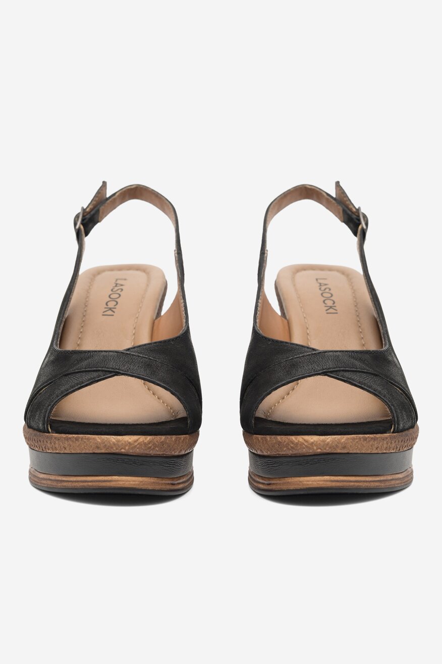 
                Сандалі Lasocki ЧОРНИЙ - 5904862809939