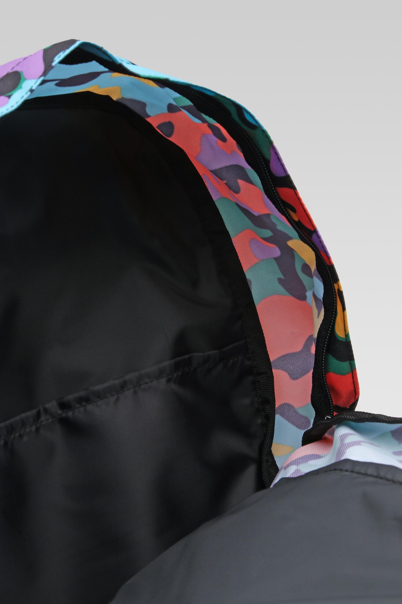 Plecak adidas LIN BP GFX W HT6933 MIX