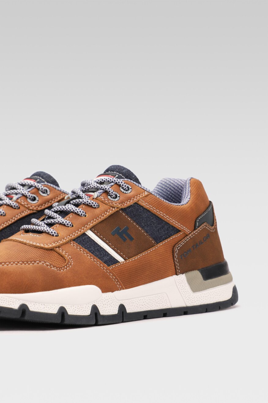 
                Tom Tailor - Półbuty brązowe sznurowane - 5903698425191