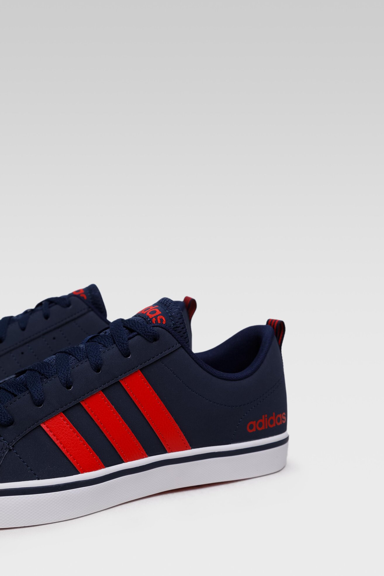 Obuwie sportowe adidas VS PACE B74317 Granatowy