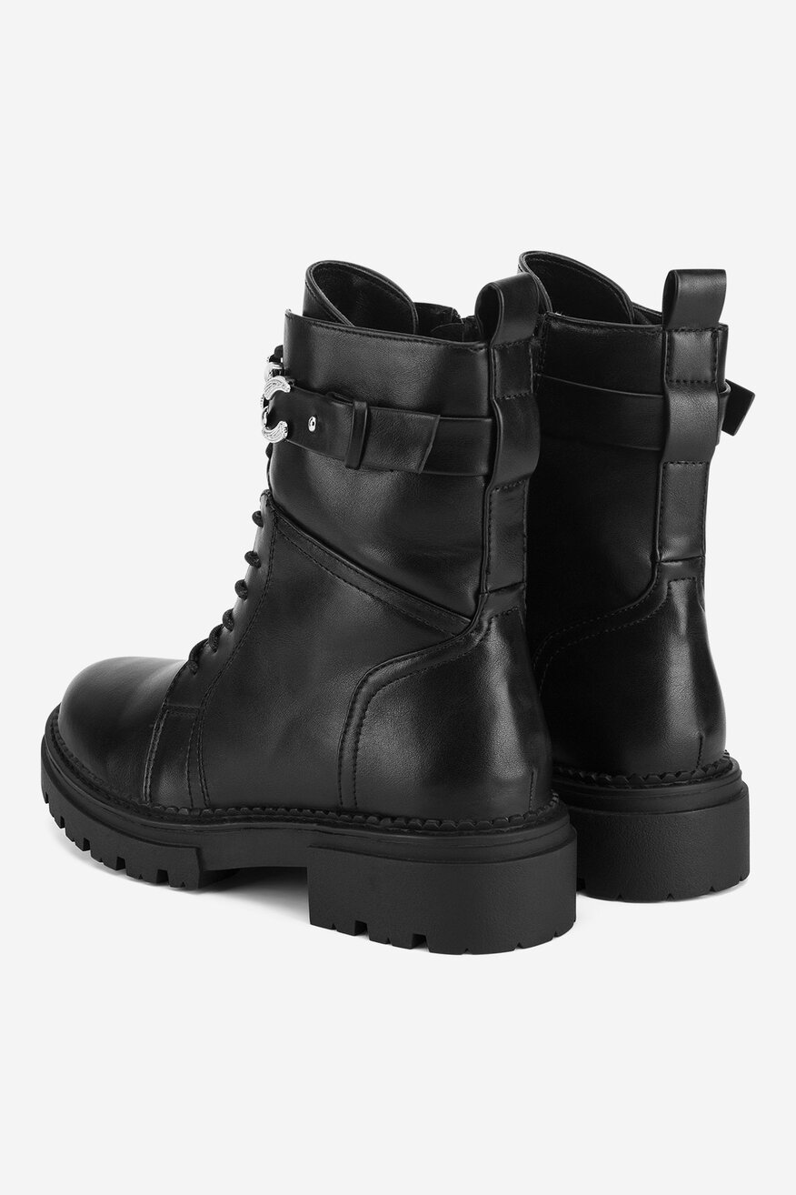 
                Боти Jenny Fairy ЧЕРЕН - 5905588905714