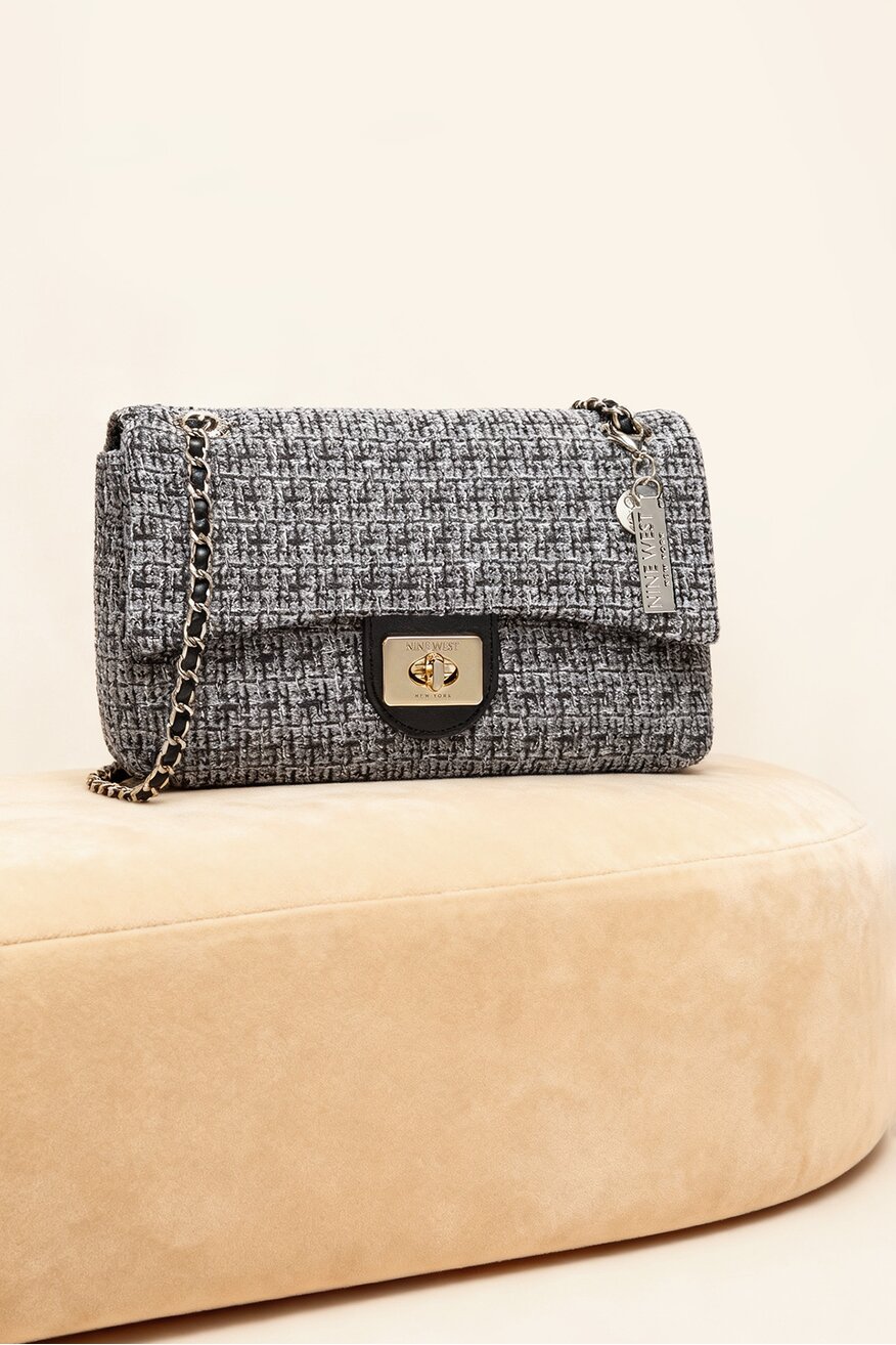 
                Дамска чанта NINE WEST СИВ - 5906751261392