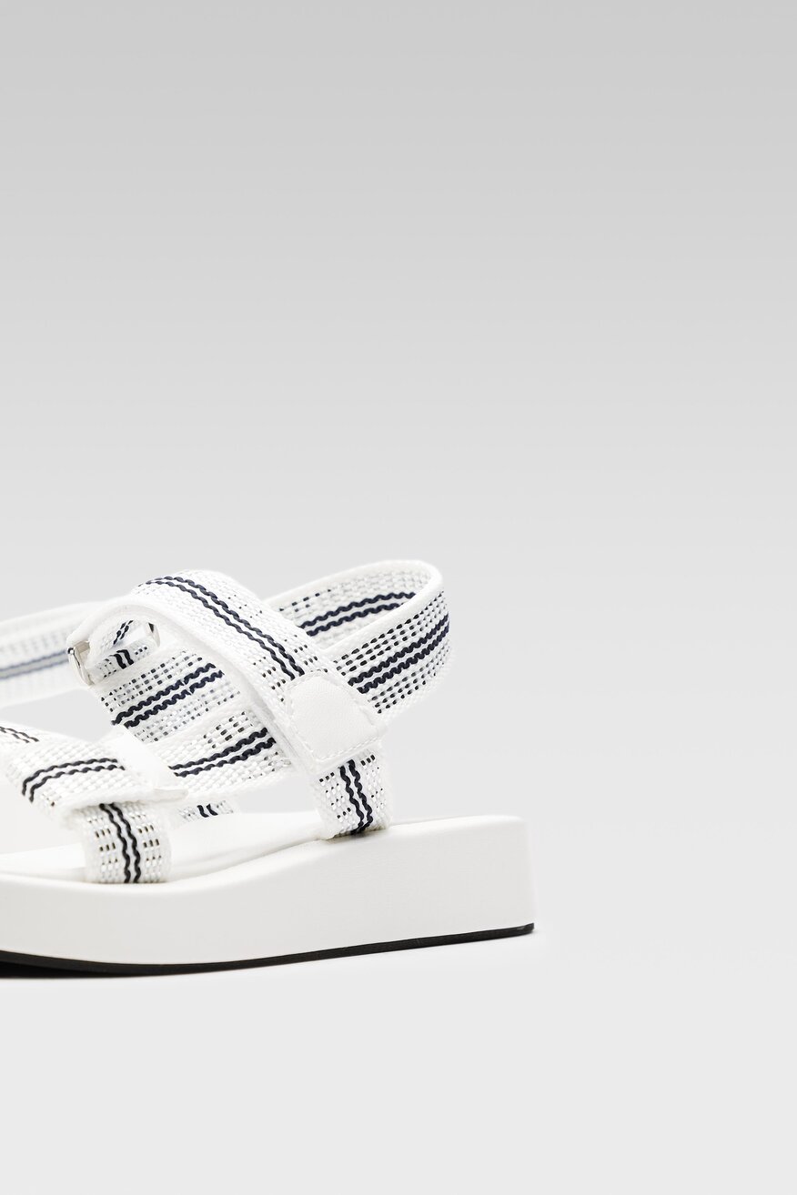 
                Jenny Fairy - Sandały - 5904248720537