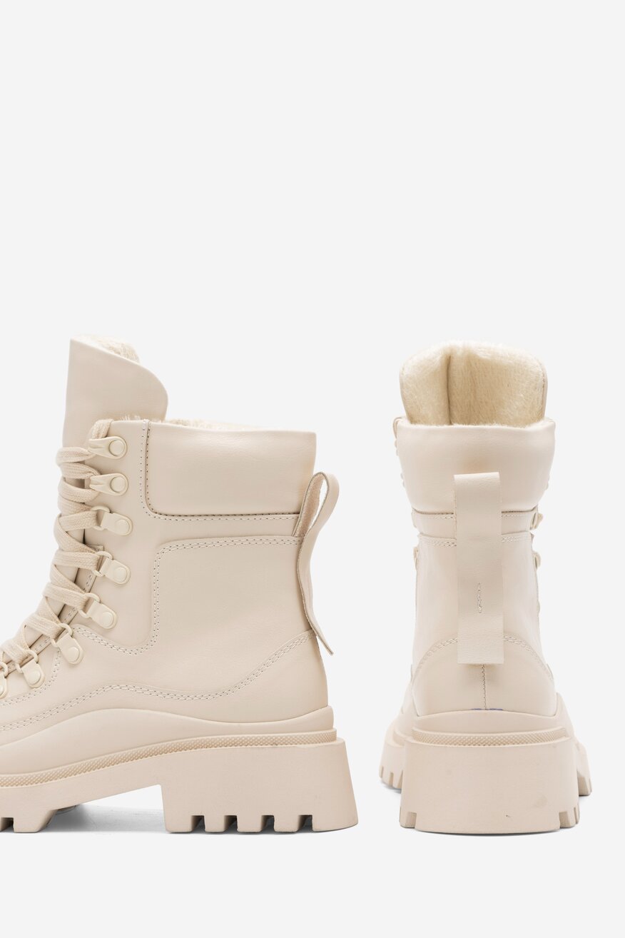 
                Черевики DeeZee БЕЖЕВИЙ - 5905588064213