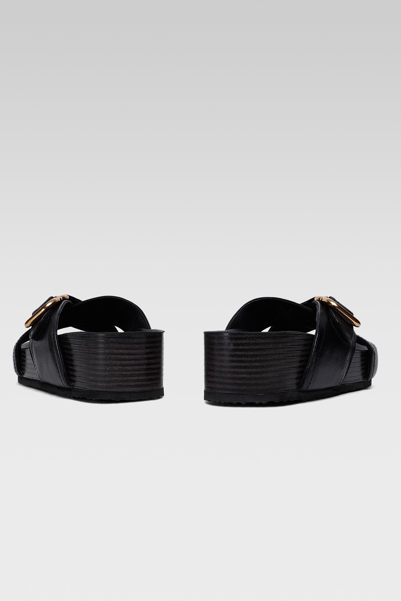 Klapki Gino Rossi 22SS40 Czarny