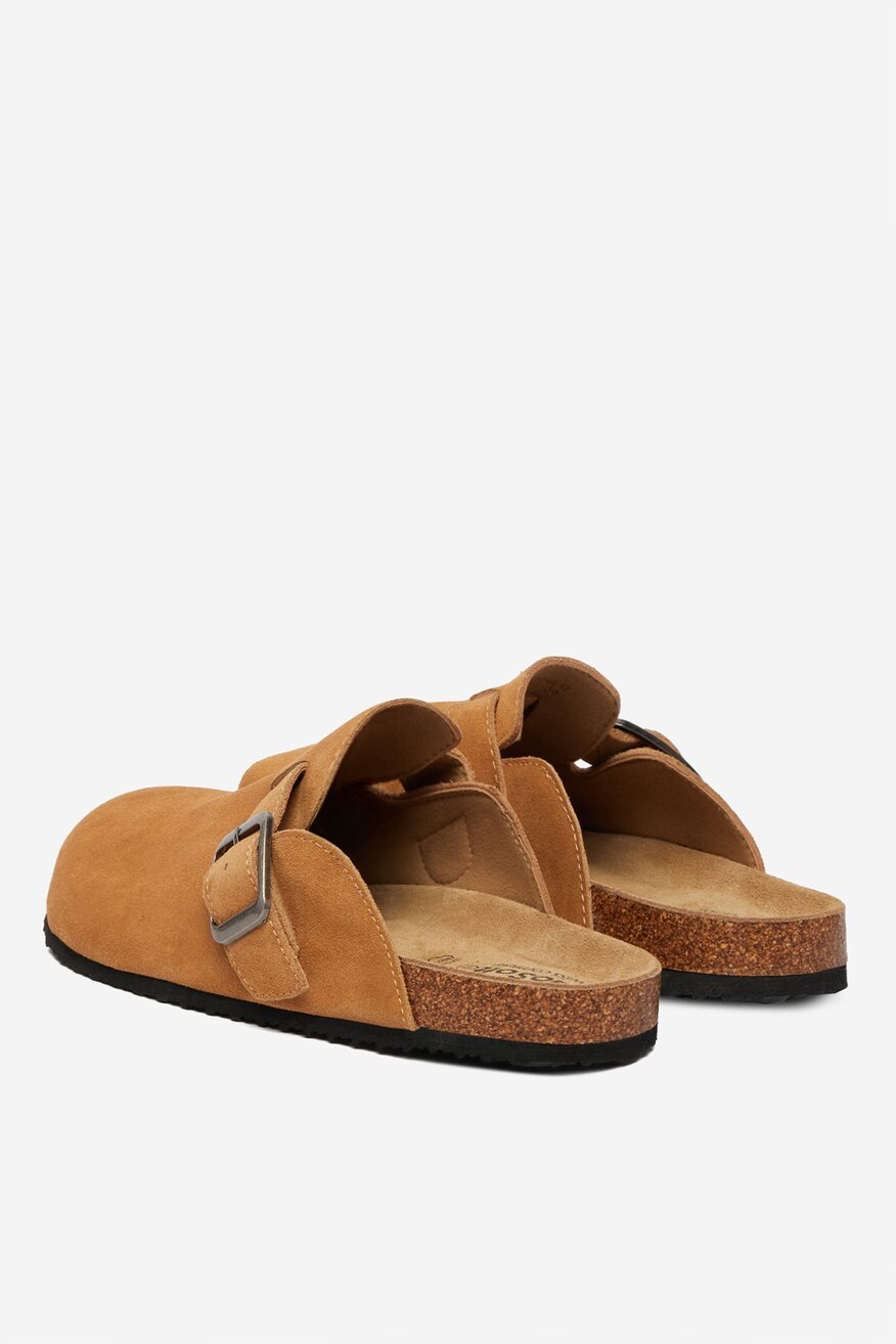 
                Шльопанець Go Soft КОНЬЯЧНИЙ - 5907964095163