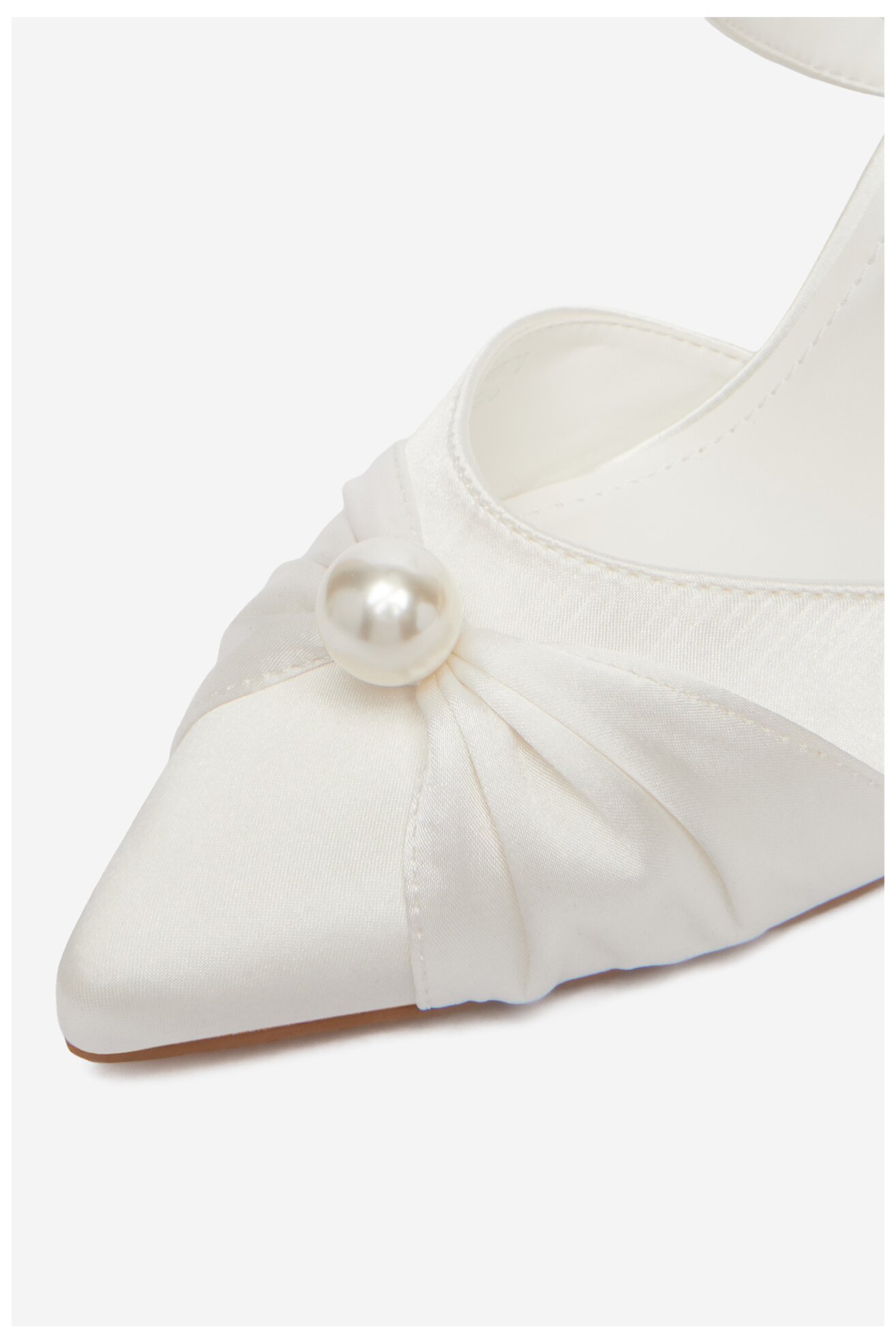 Körömcipő DeeZee CEO-CD23029-13 FEHÉR