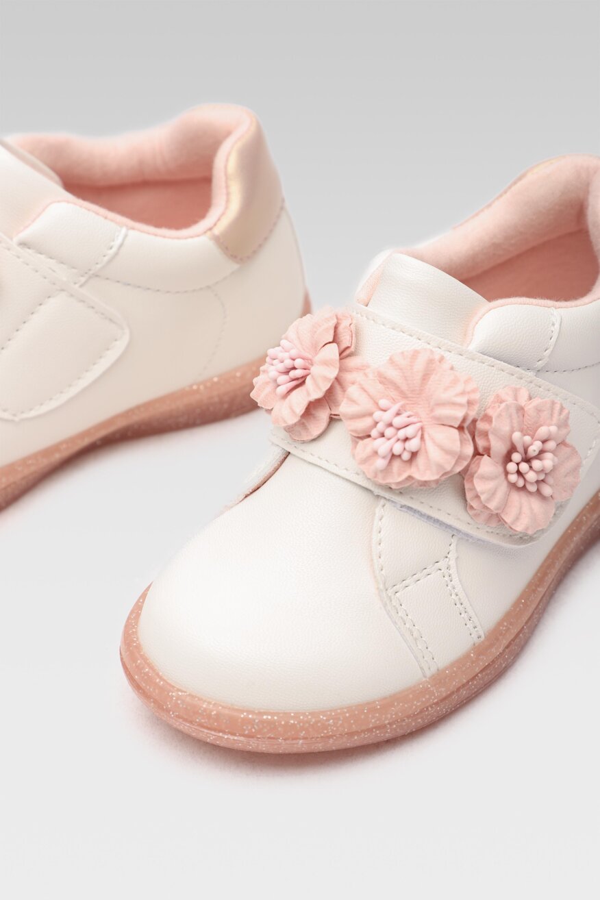 Nelli Blu - Półbuty z aplikacją białe - 5903698368504