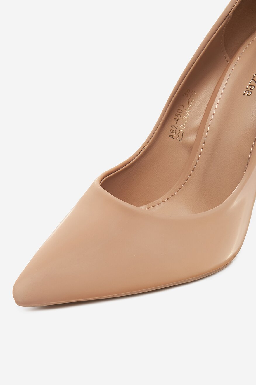 
                Körömcipő DeeZee SÖTÉTBÉZS - 5906751090701