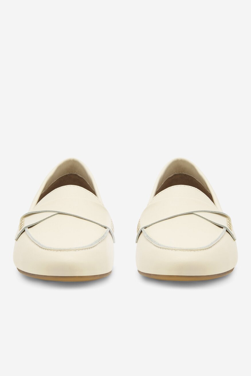 
                Мокасини Gino Rossi СЛОНОВА КОСТ - 5905588479376