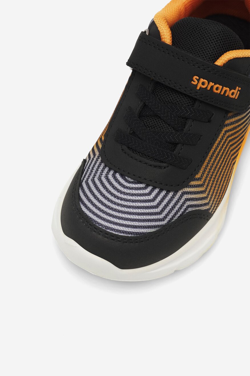 
                Спортни обувки Sprandi ЧЕРЕН - 5905588354703