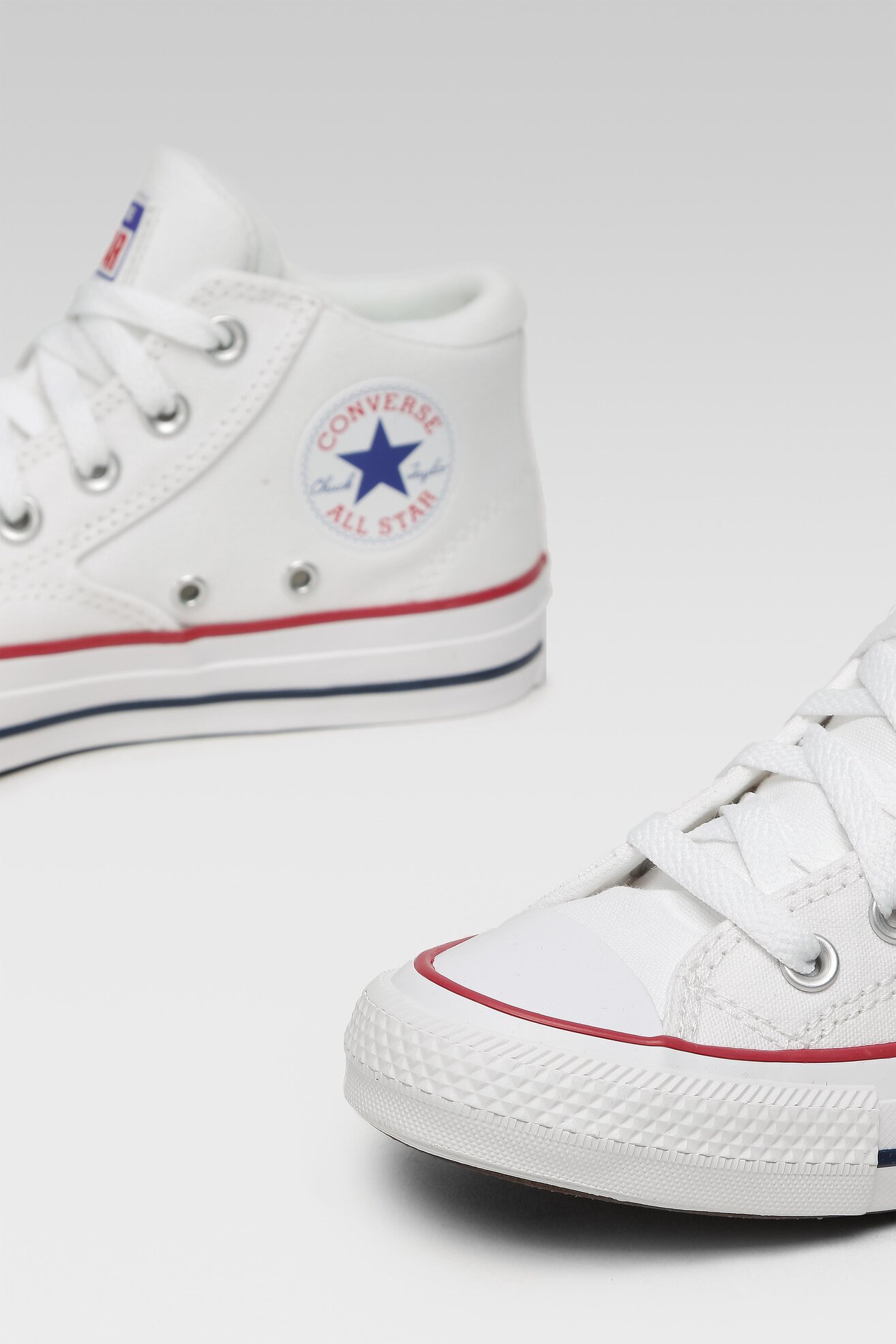 Trampki Converse CHUCK TAYLOR ALL STAR A00812C W Biały