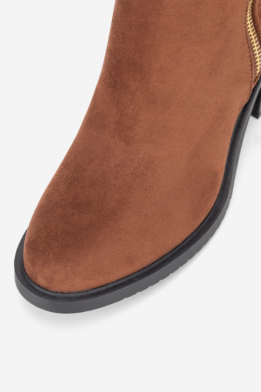 
                Kratke čizme Clara Barson BRAON - 5905588911678