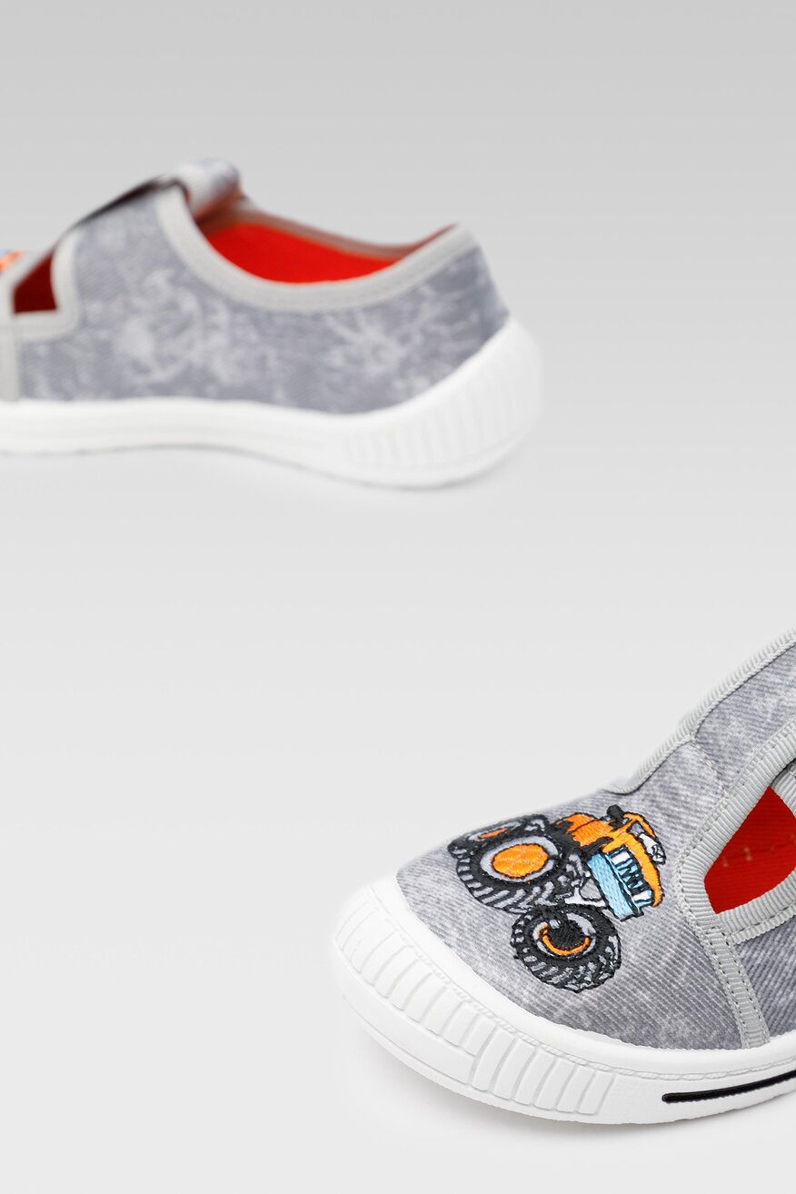 MB - Kapcie na rzep - 5904248804879