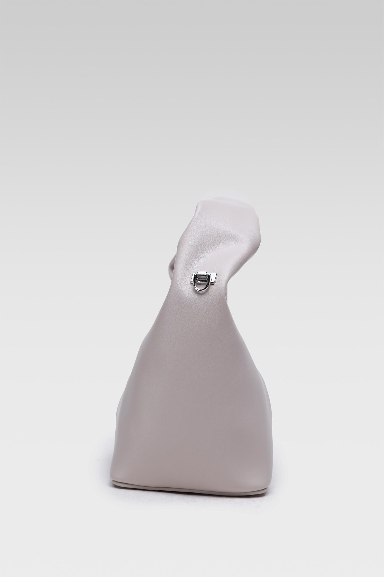 Дамска чанта DeeZee MDC-J-018-85-01 БЕЖОВ