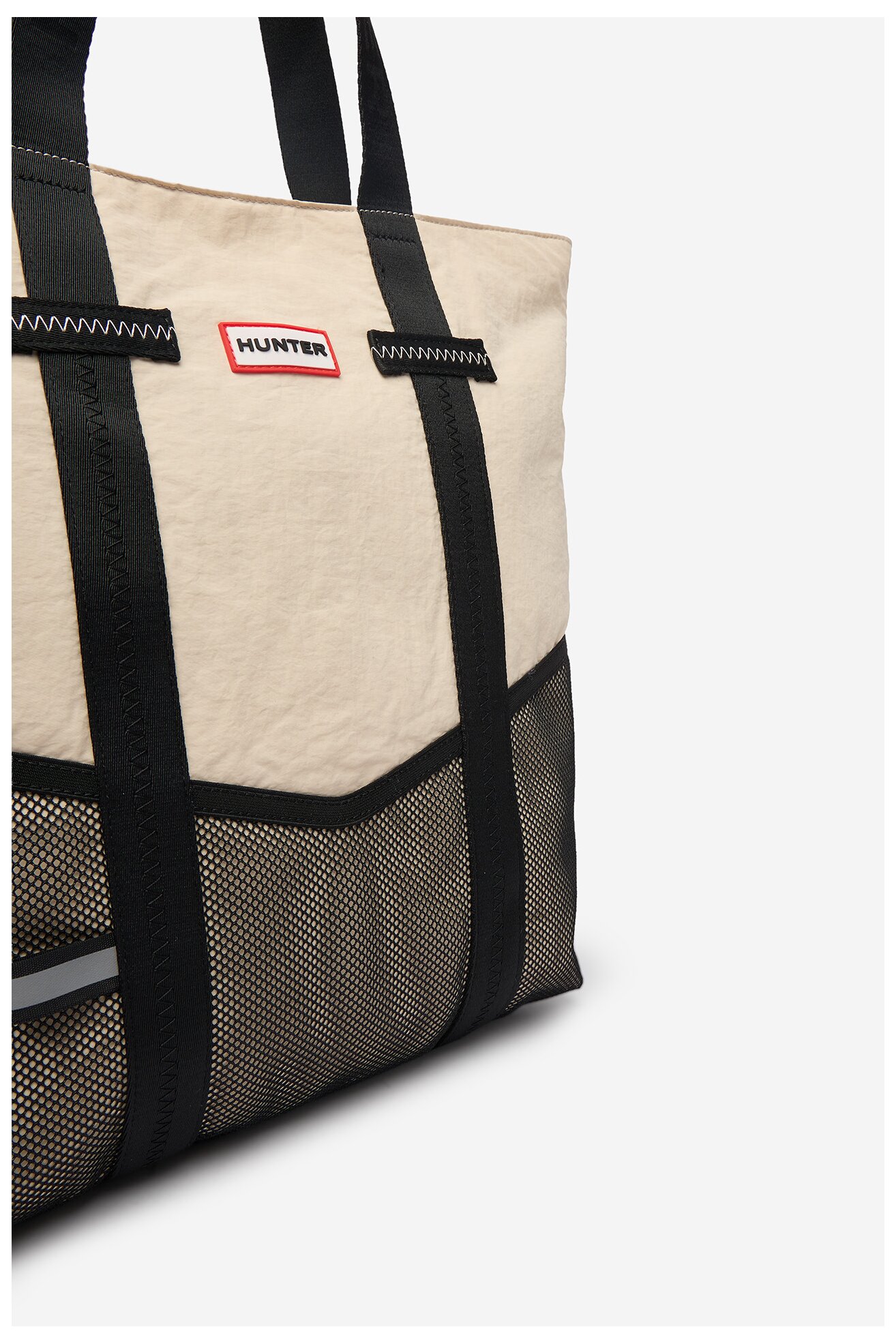 Дамска чанта HUNTER CWBEO-HTR-F-004-09 БЕЖОВ