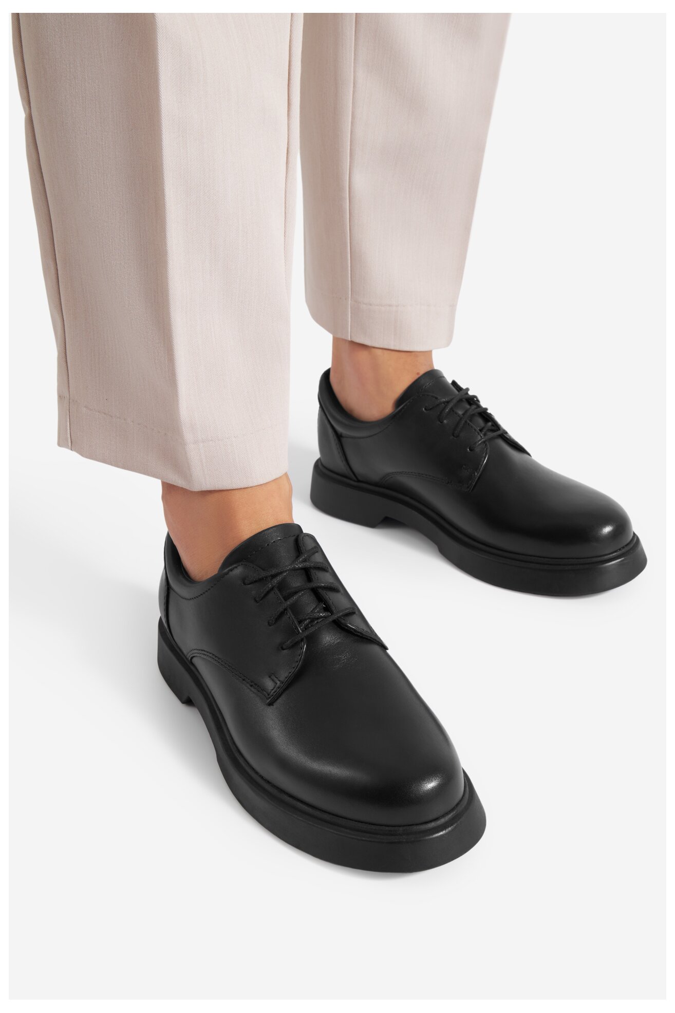 Półbuty Lasocki RST-D669-03 Czarny