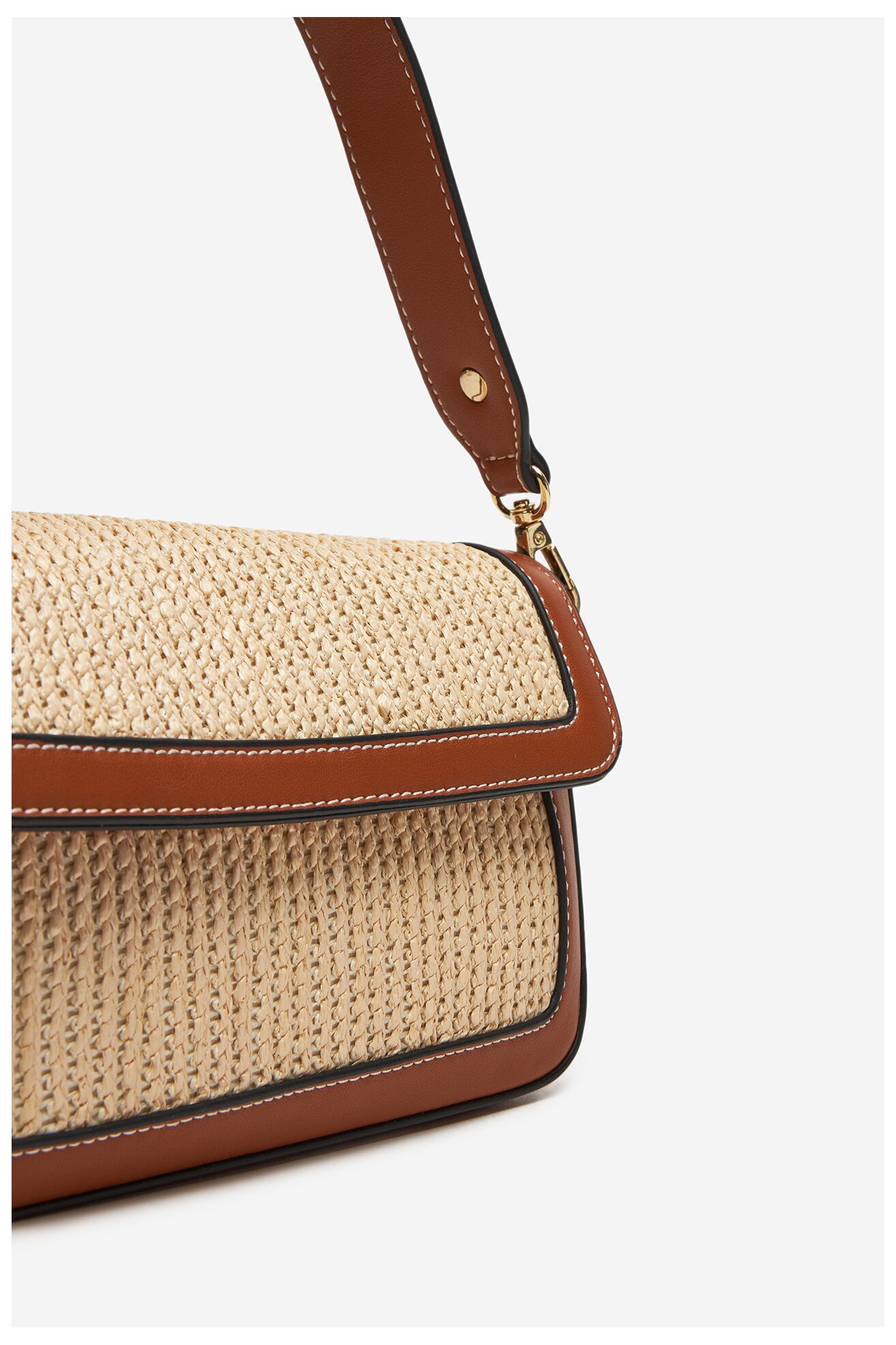 Дамска чанта DeeZee MDR-C-019-03. КАМЕЛ