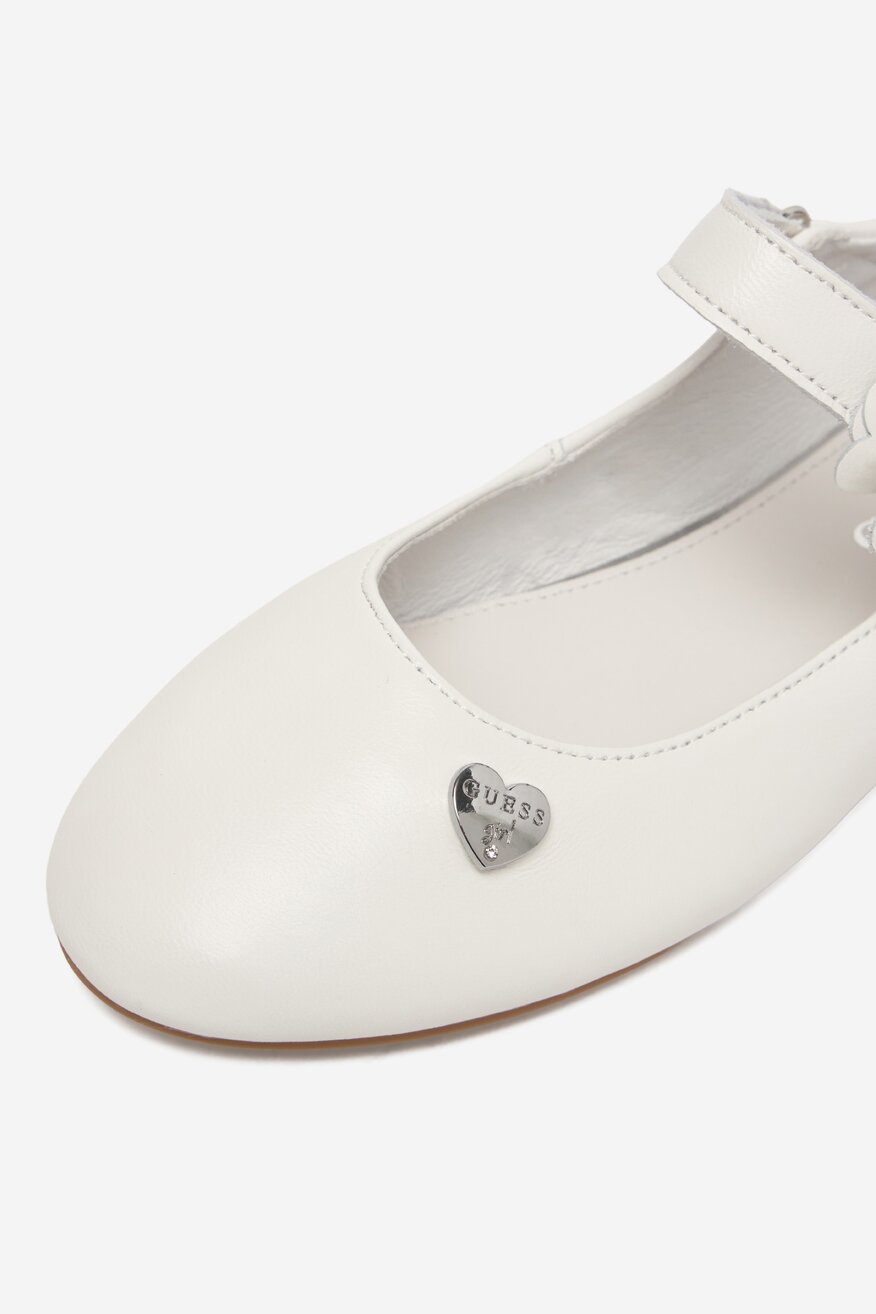 
                Балетки GUESS БІЛИЙ - 5906751906958