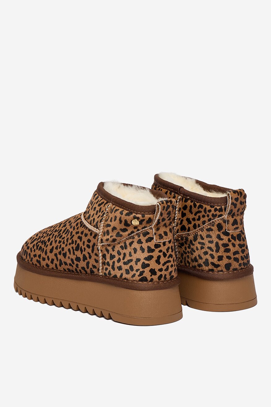 
                Bokacsizma EVA MINGE FEKETE - 5906751430842