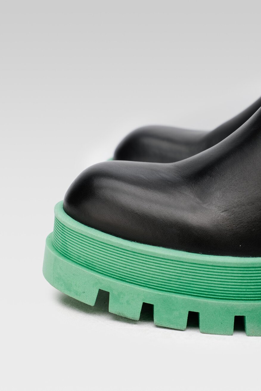 
                Ghete Badura NEGRU - 5904862456003