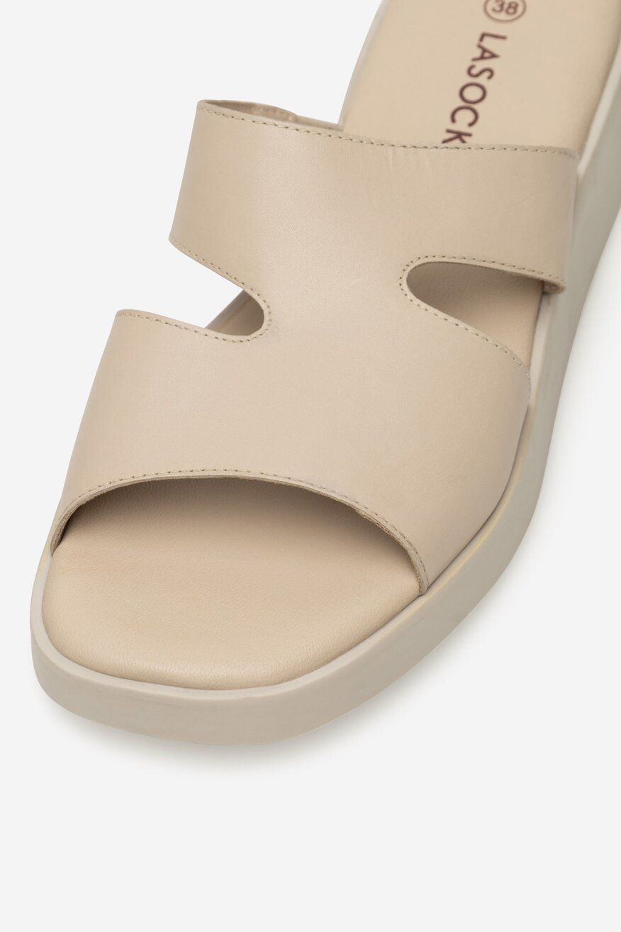 
                Lasocki - Klapki skórzane - 5905588497196