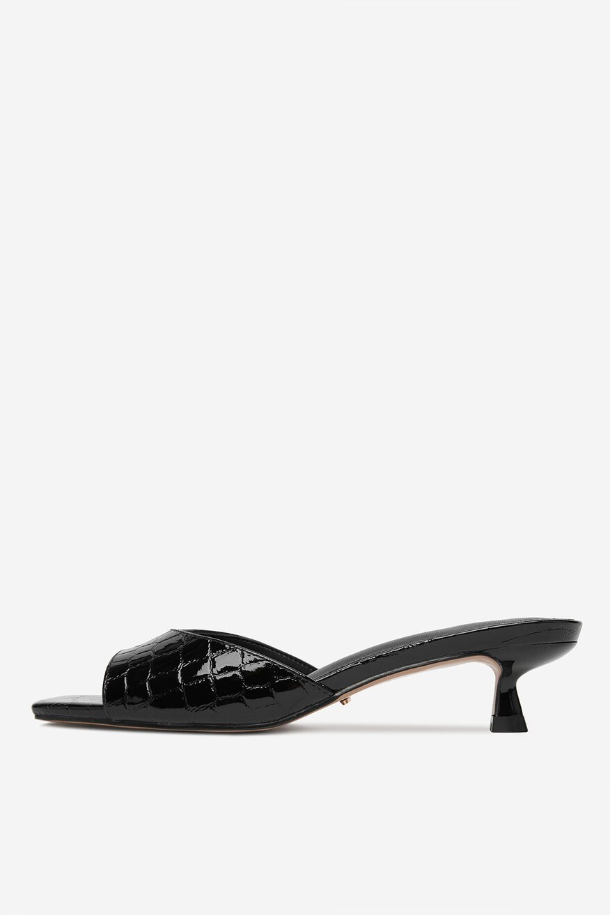 
                DeeZee - Klapki - 5906751979419