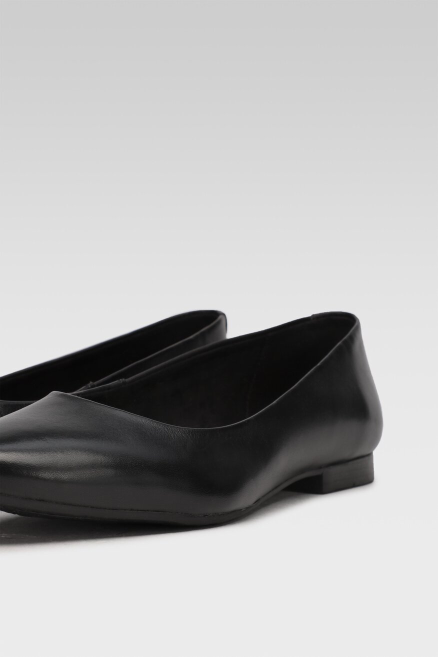 
                Lasocki - Skórzane baleriny czarne - 5903698371610