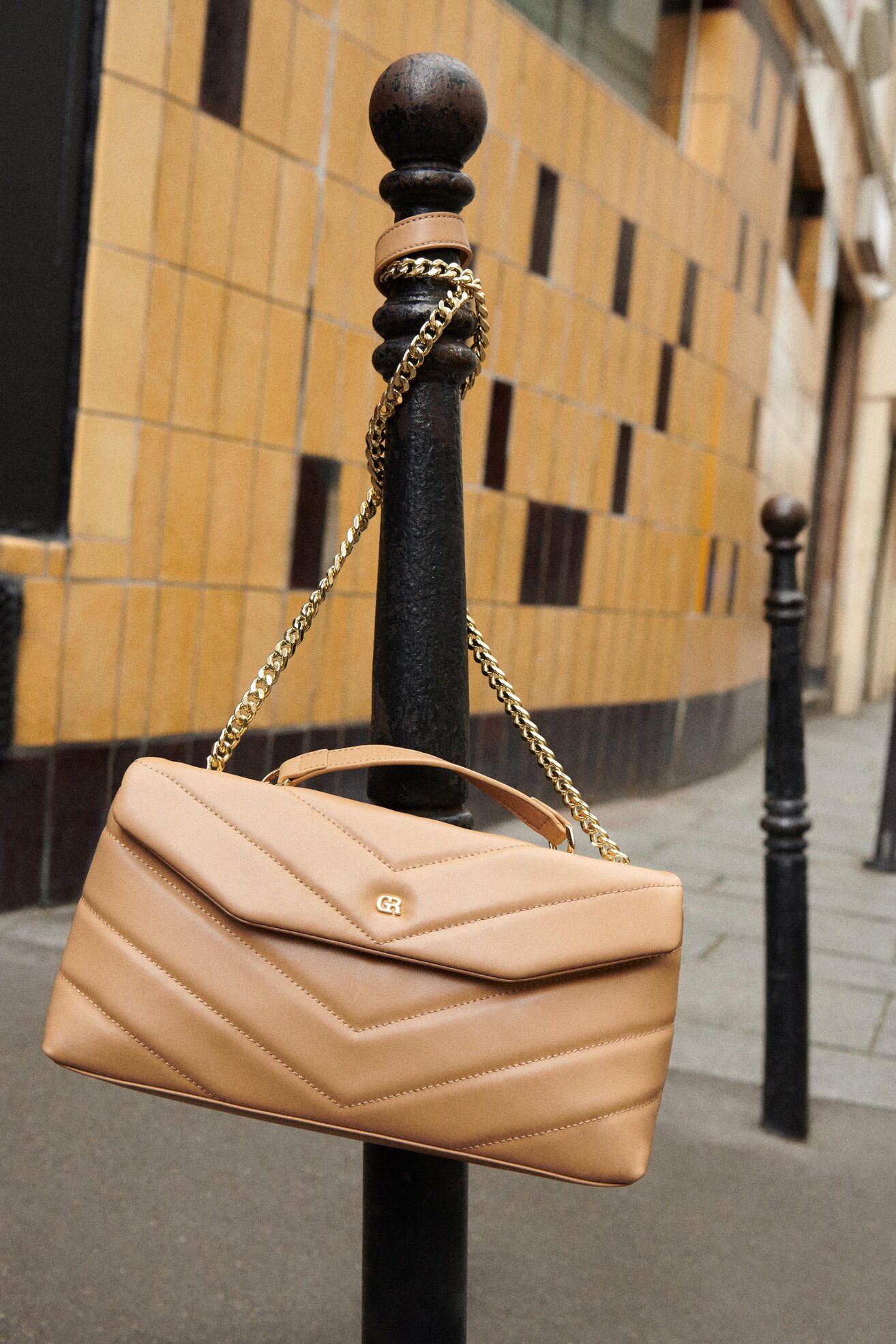 Kézitáska Gino Rossi CS6870 BÉZS