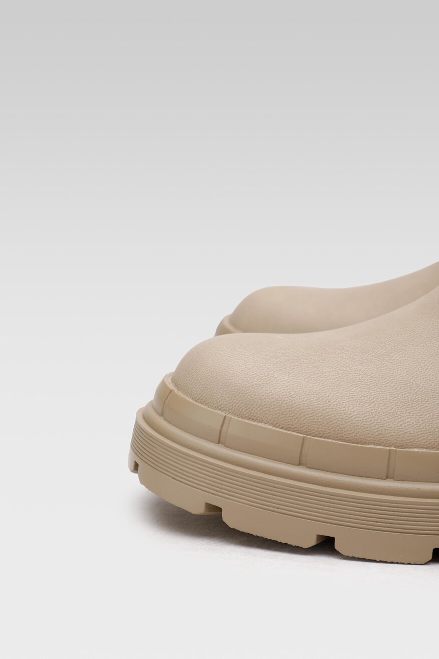 
                Jenny Fairy - Botki z gumowymi klinami - 5904862191225