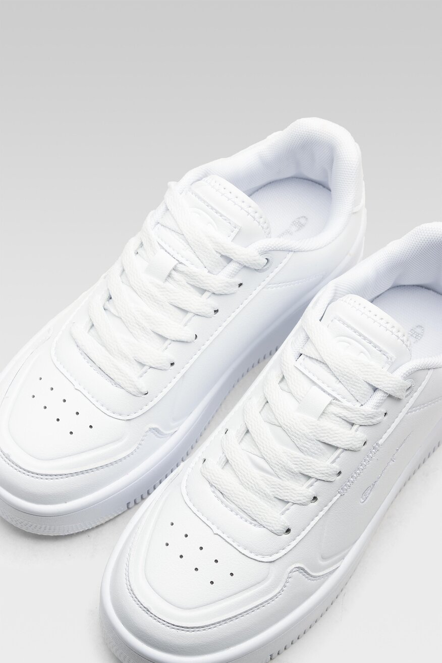 
                Sportcipő Champion FEHÉR - 5904862427973