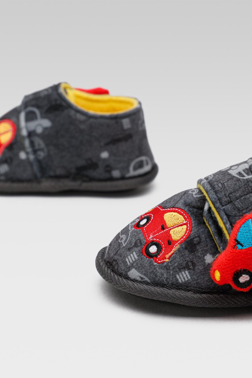 Action Boy - Kapcie na rzep - 5904862008066