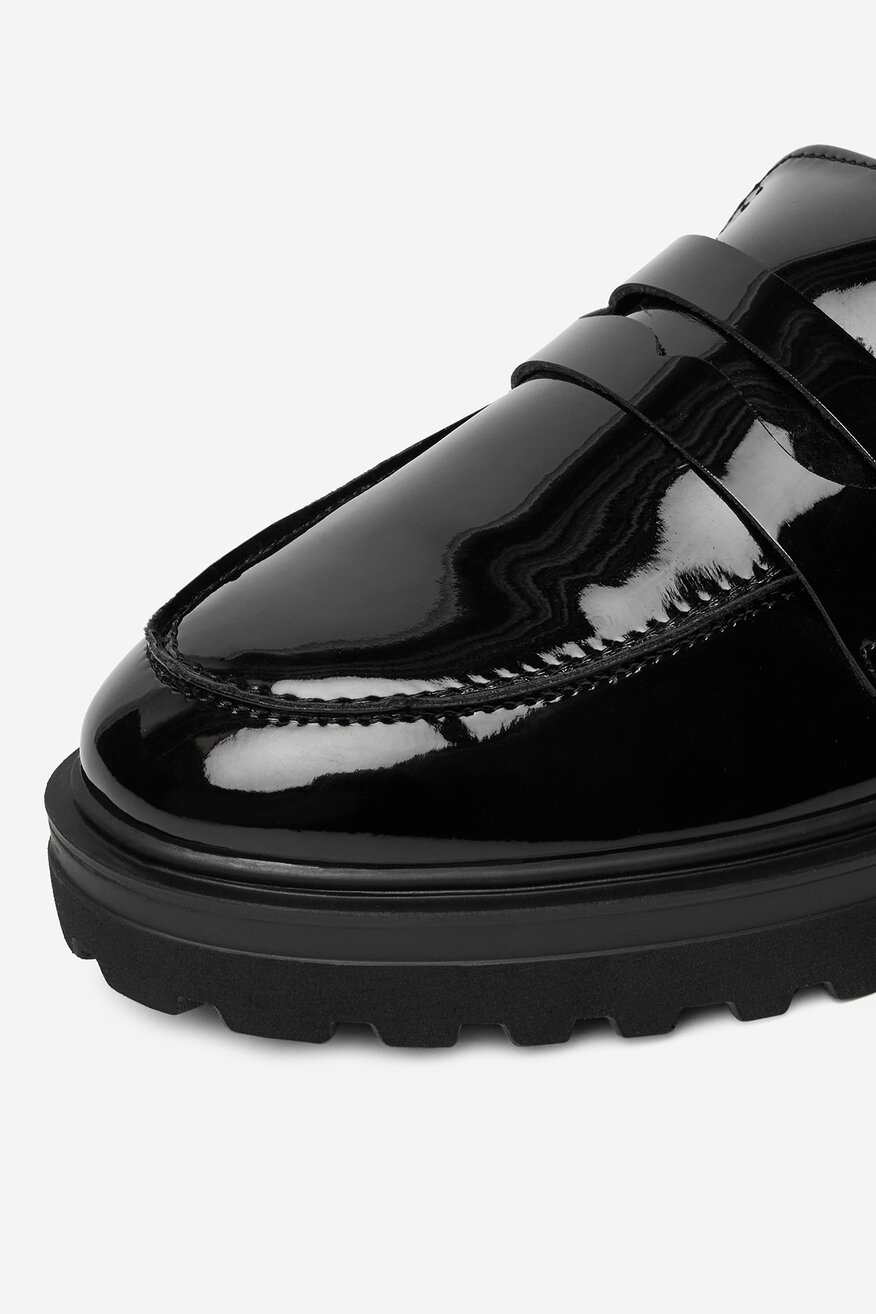 
                Mokaszin Jenny FEKETE - 5903698013190