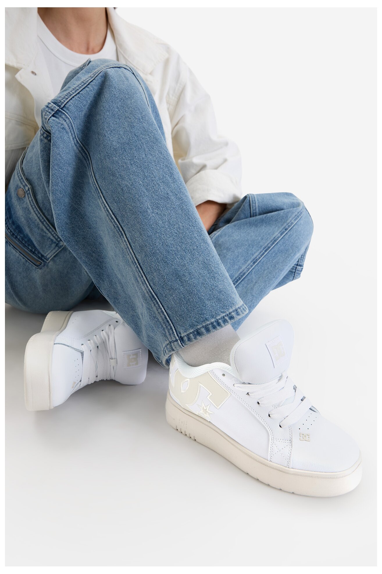 Obuwie sportowe DC Shoes EO-COURT GRAFFIK PLATFORM DC02422102 Biały