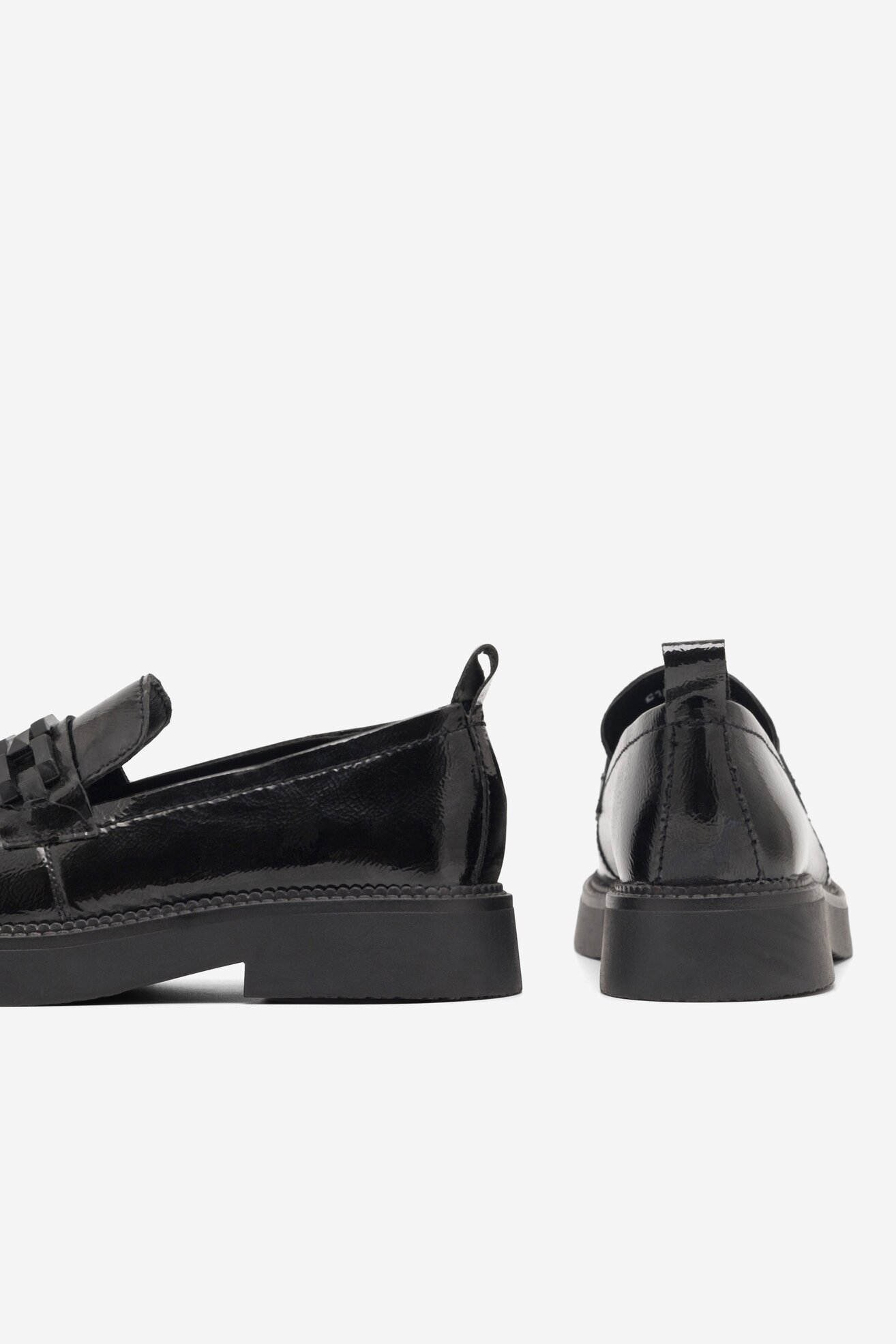 Mokaszin Sergio Bardi WI23-C1054-01SB FEKETE