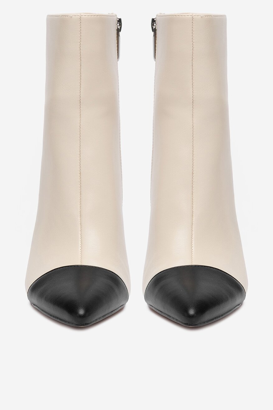 
                Боти NINE WEST БЕЖОВ - 5906751368213