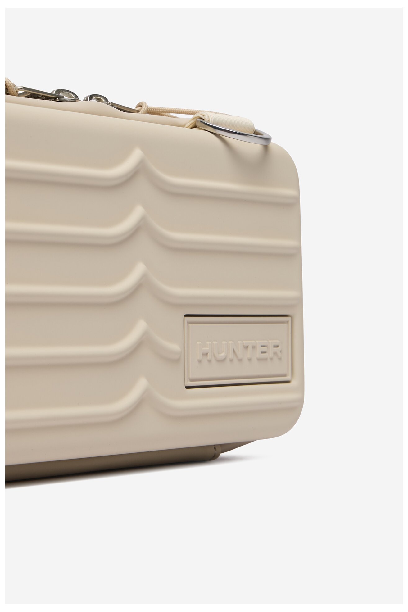 Дамска чанта HUNTER CEO-HTR-XC-009-08 БЕЖОВ
