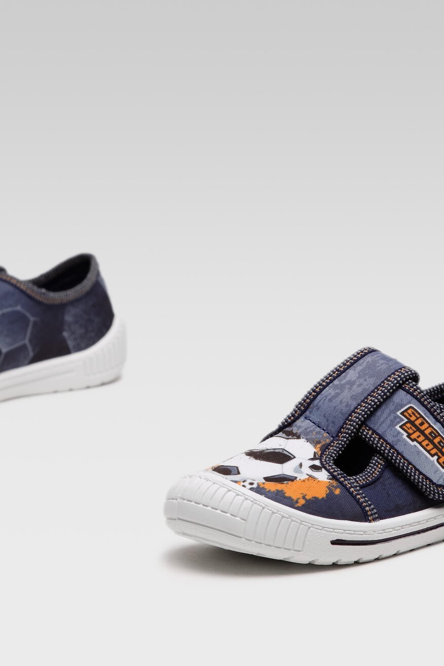 MB - Kapcie na rzepy - 5904248802905