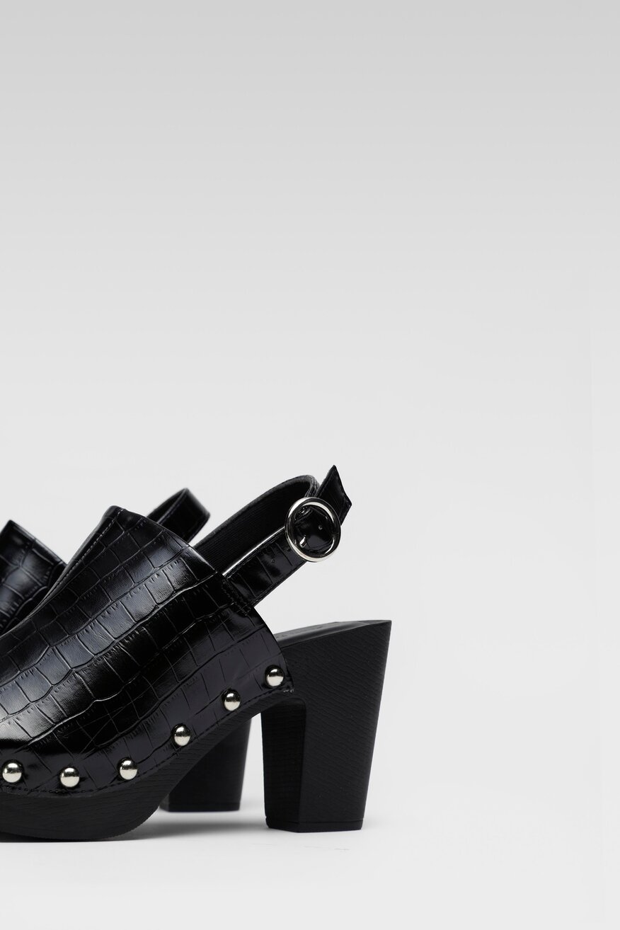 
                Jenny Fairy - Sandały na platformie - 5904248641351