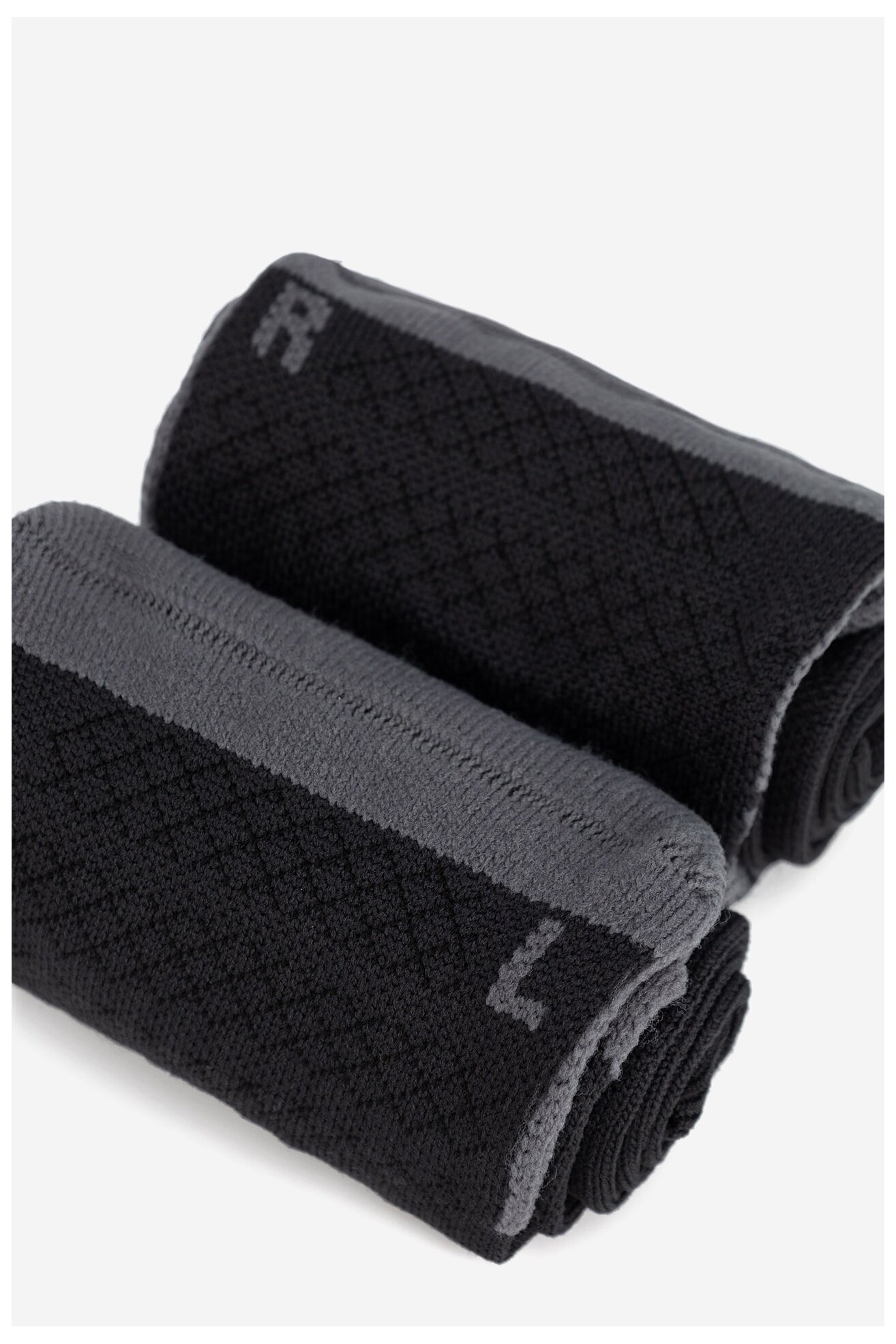 Чорапи Reebok R0384-SS24 (1-PACK) ЧЕРЕН