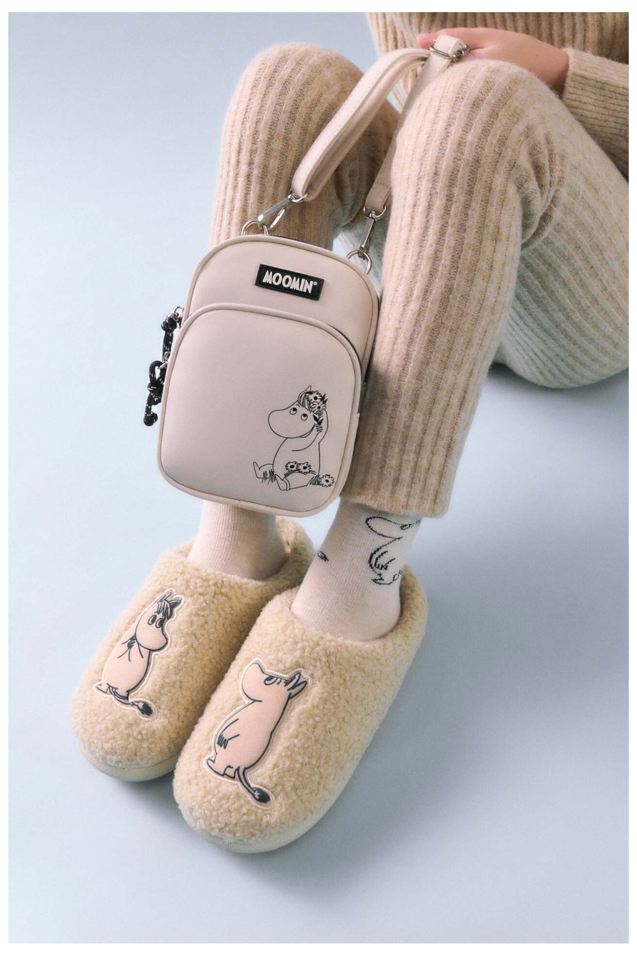 Kapcie MOOMIN AW24-234MMN Camel