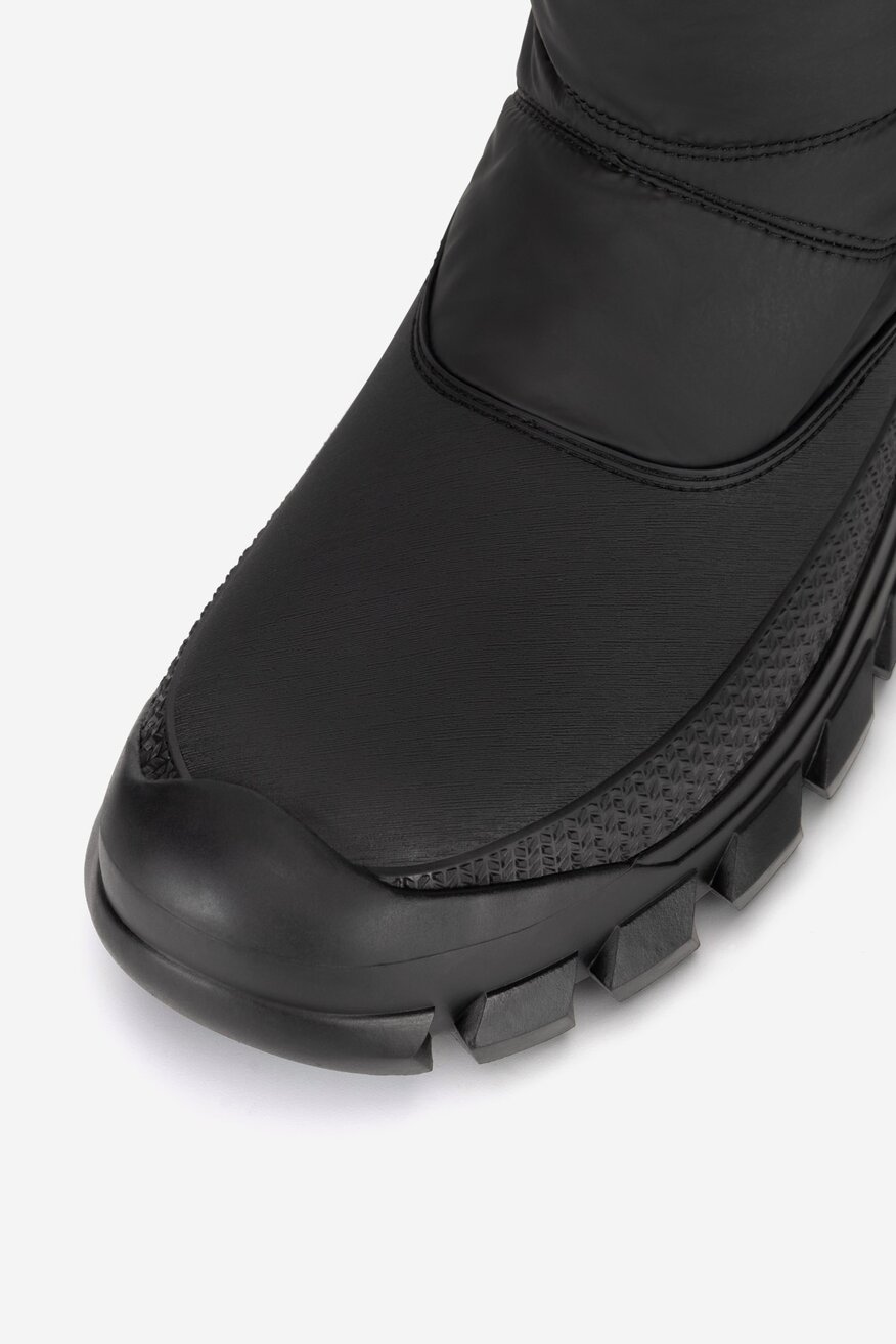 
                Боти HUNTER ЧЕРЕН - 5905588945369