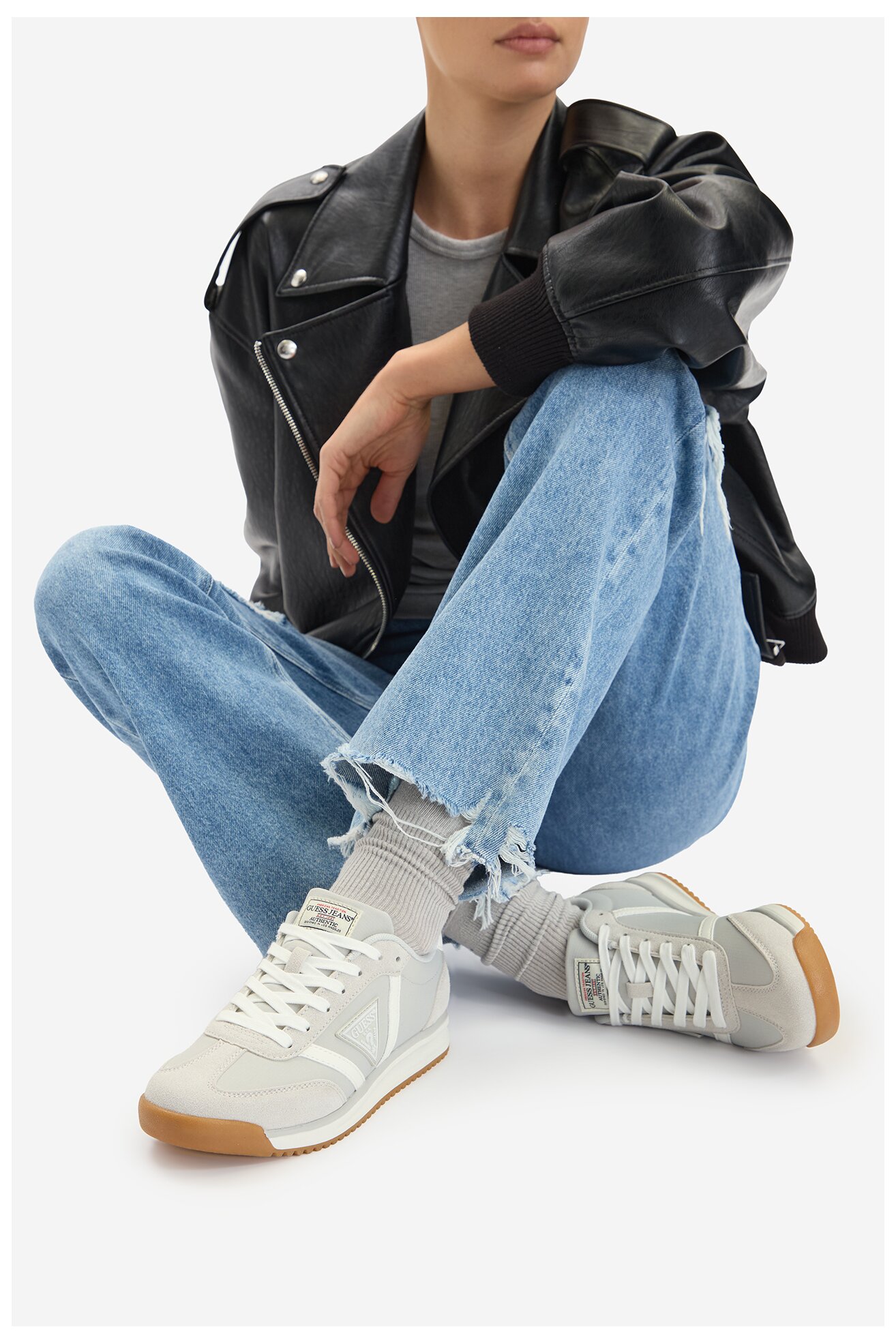 Кросівки GUESS JEANS EO-GJ202505161-2 СІРИЙ