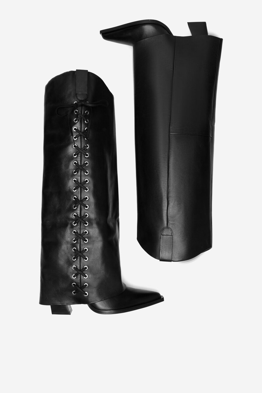 
                Csizma EVA MINGE FEKETE - 5905588827511