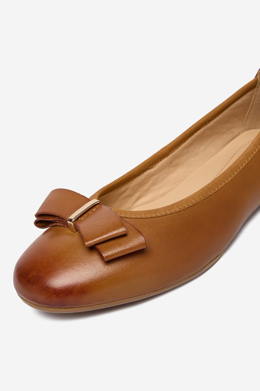 
                Lasocki - Baleriny skórzane - 5906751601068