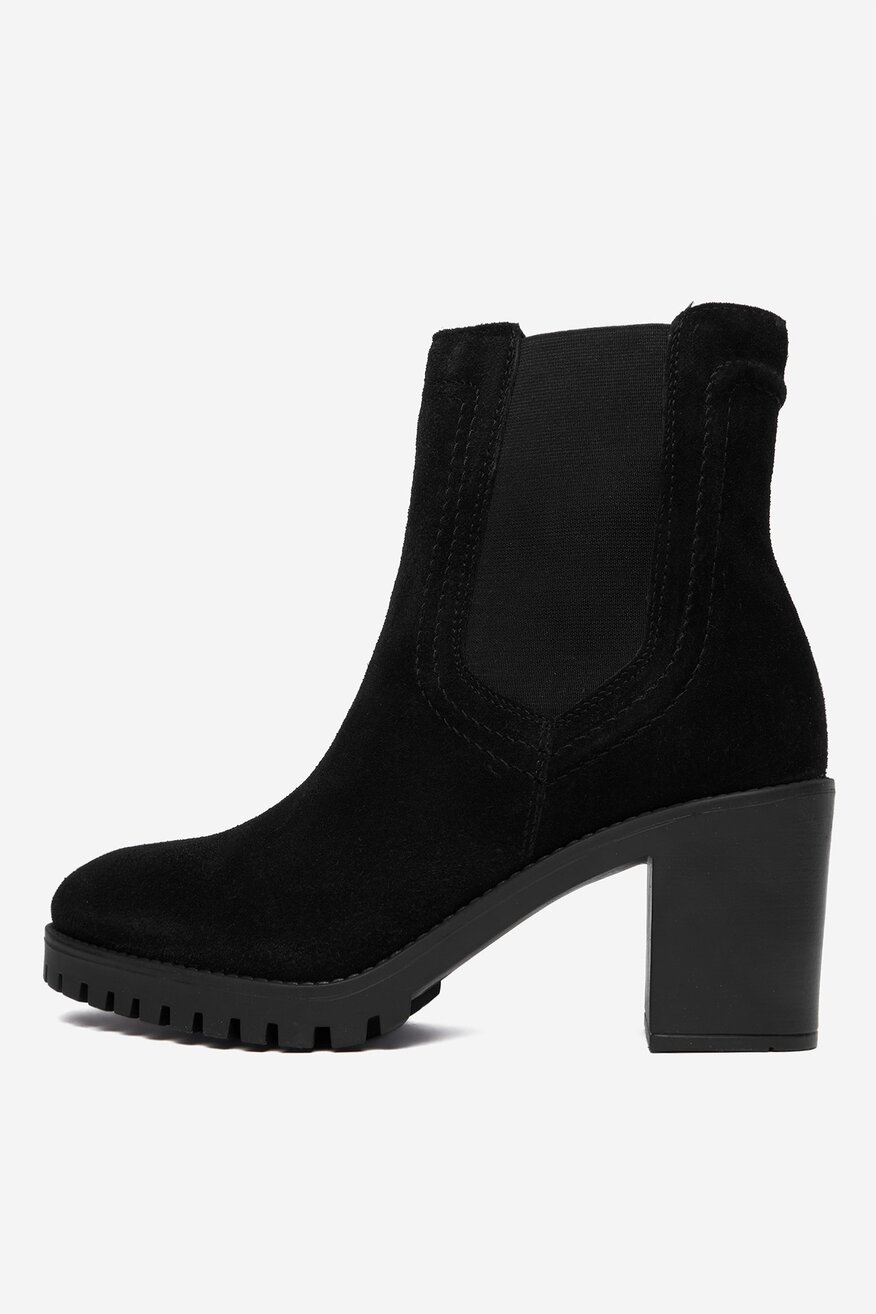 
                Kratke čizme Lasocki CRNA - 5906751362372