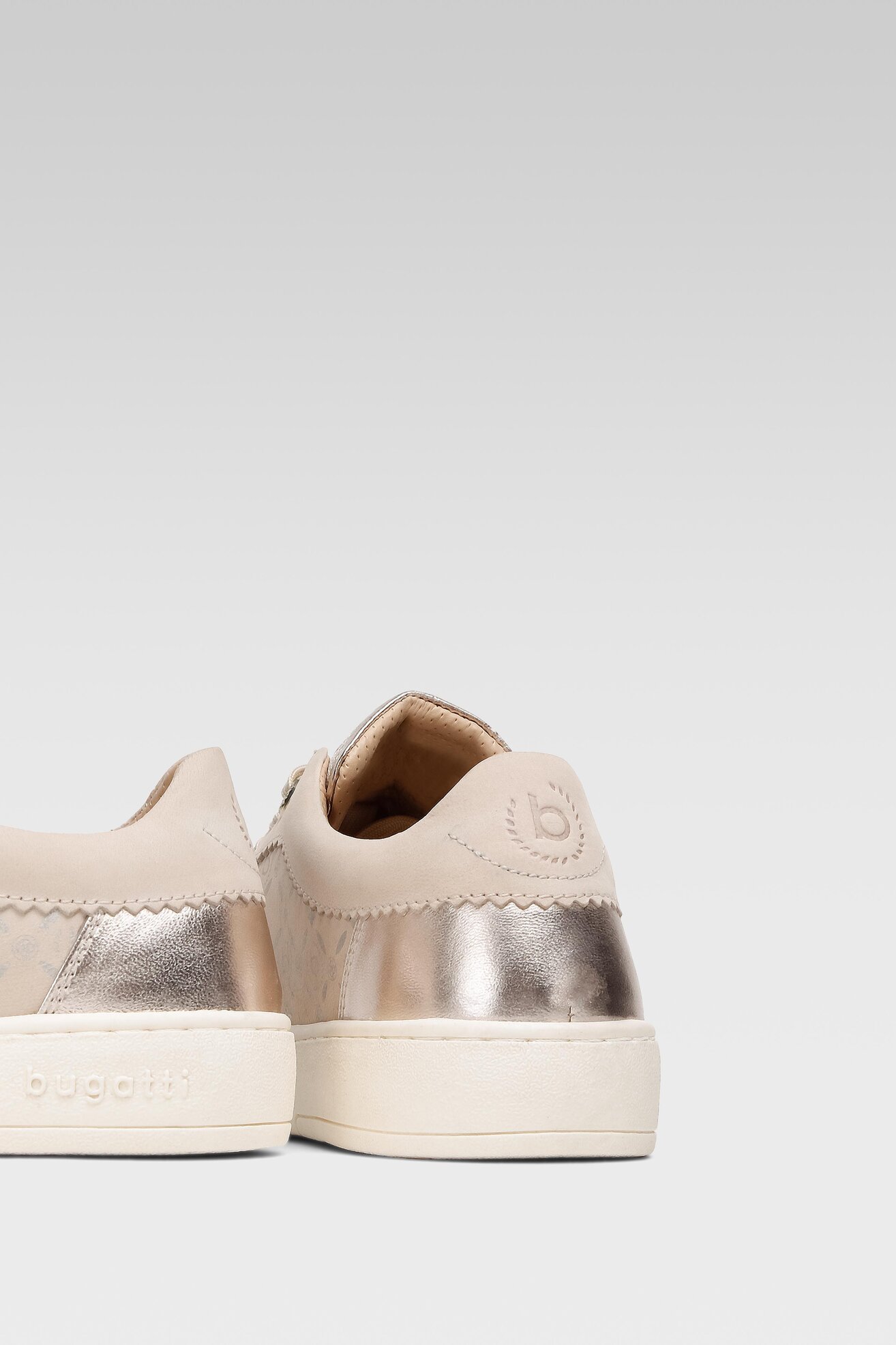 Sneakers Bugatti 433-A3V09-3549-5251 Beżowy