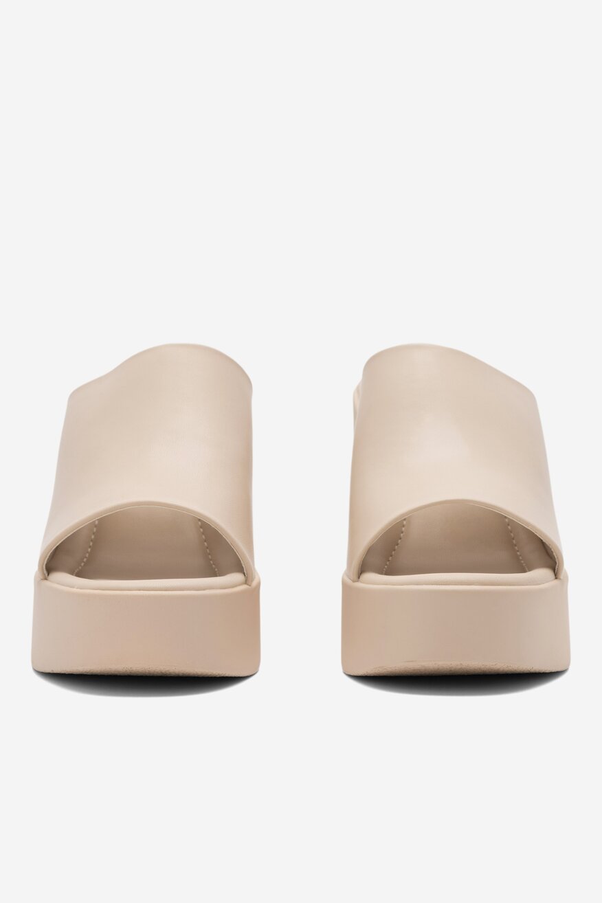 DeeZee - Klapki na słupku - 5904862863597