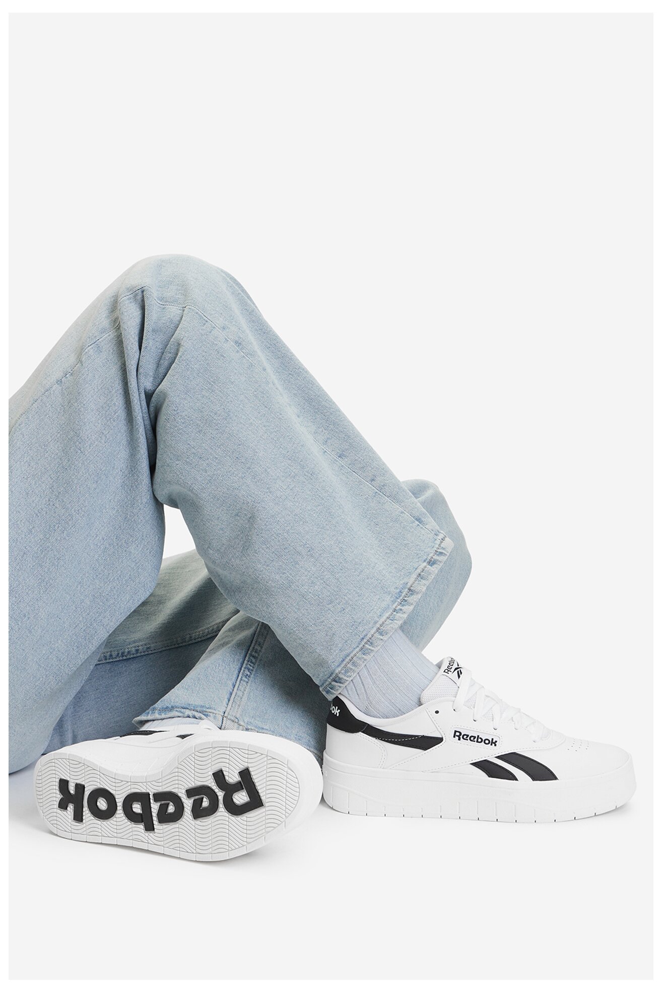 Sportovní obuv Reebok COURT ADVANCE SURGE 100202648 BÍLÁ