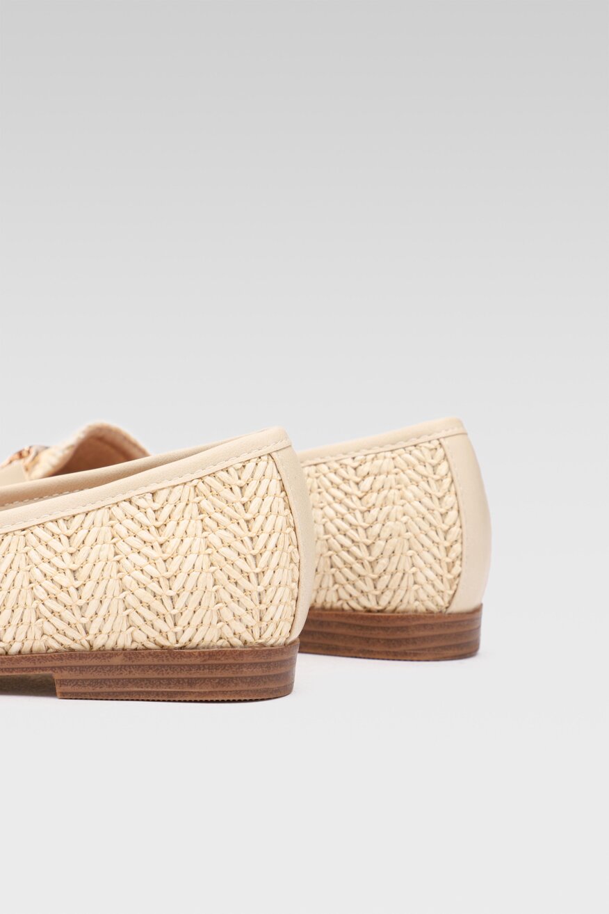 DeeZee - Mokasyny z aplikacją beżowe - 5903698381671
